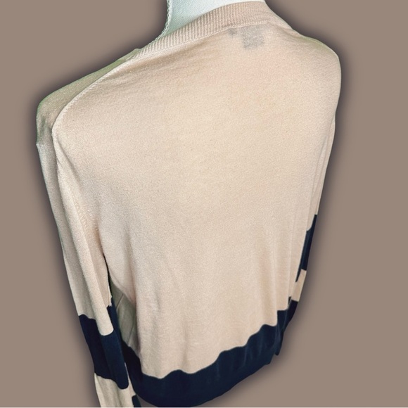 Theory ‘Abino Jam’ Crewneck Sweater in “Nude / Navy” Size Large - Picture 13 of 15